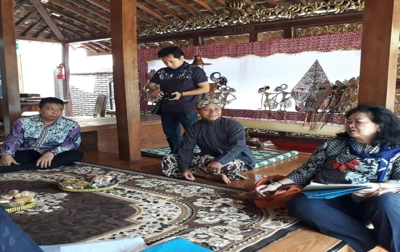 Nara Homestay Syariah Mangunan Exterior foto
